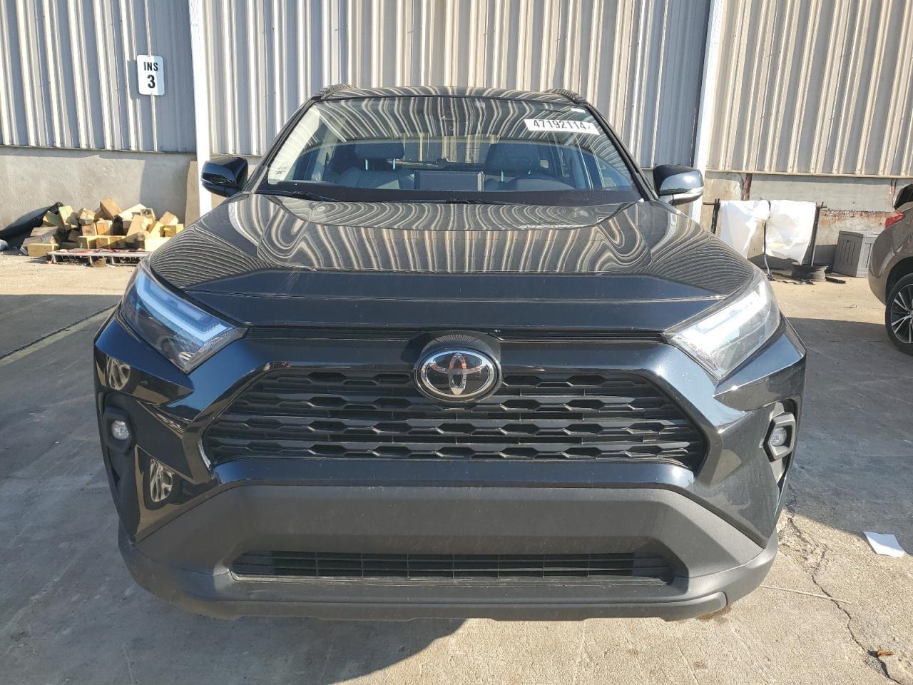 2022 TOYOTA RAV4 XLE P - Фото 5