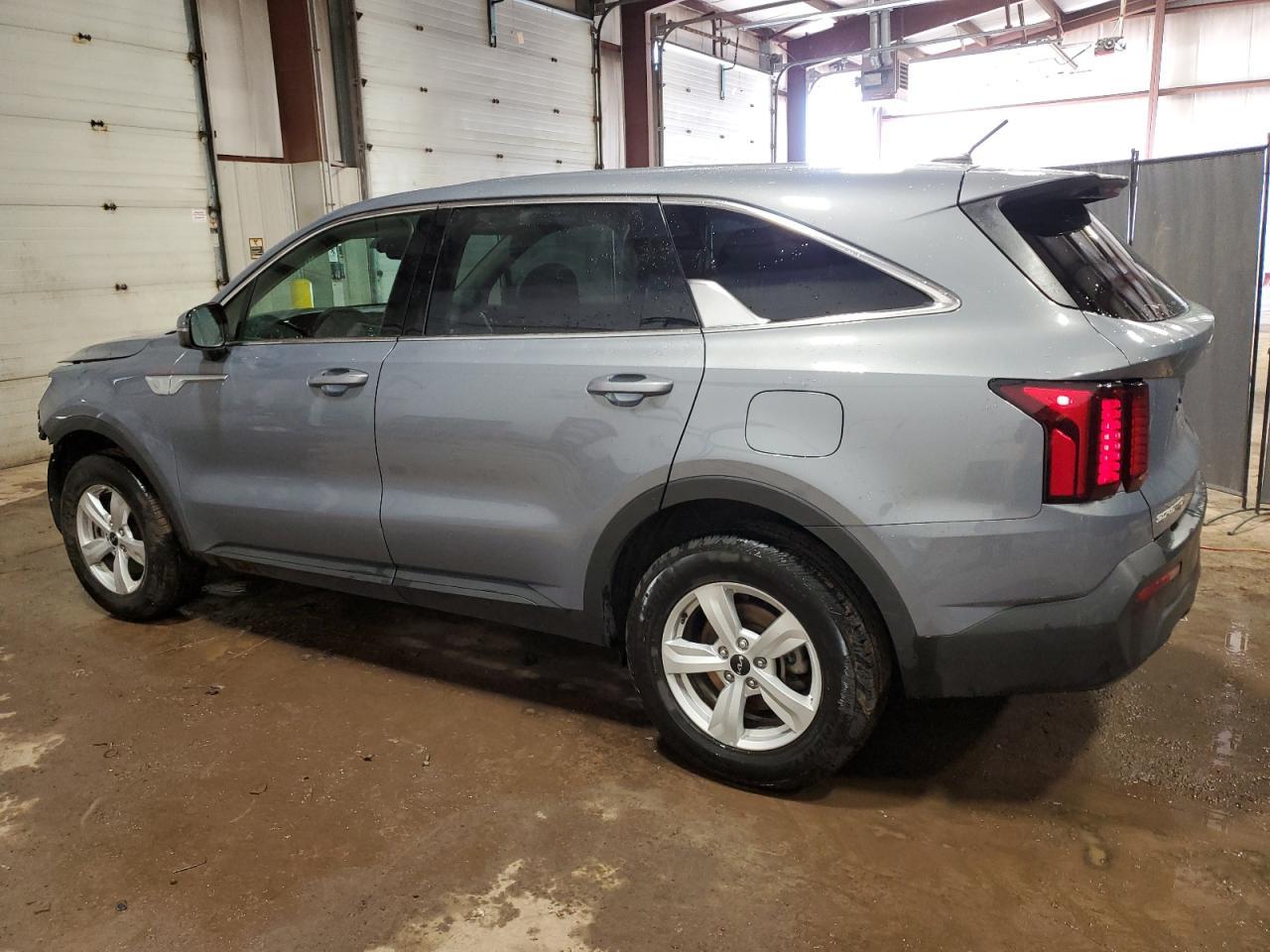 2023 KIA SORENTO LX - Фото 2