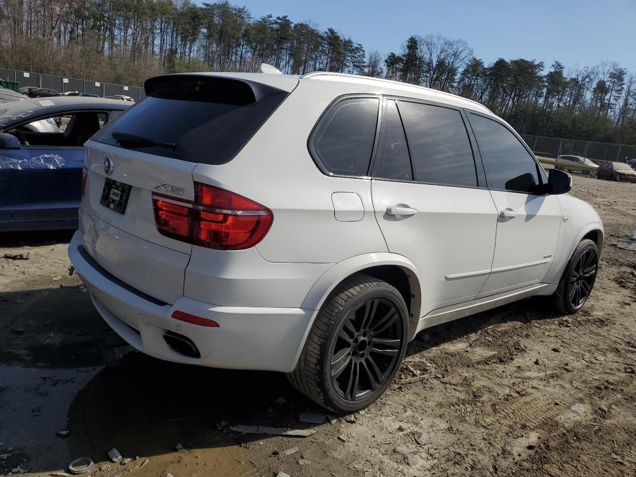 2011 BMW X5 XDRIVE5 - Фото 3