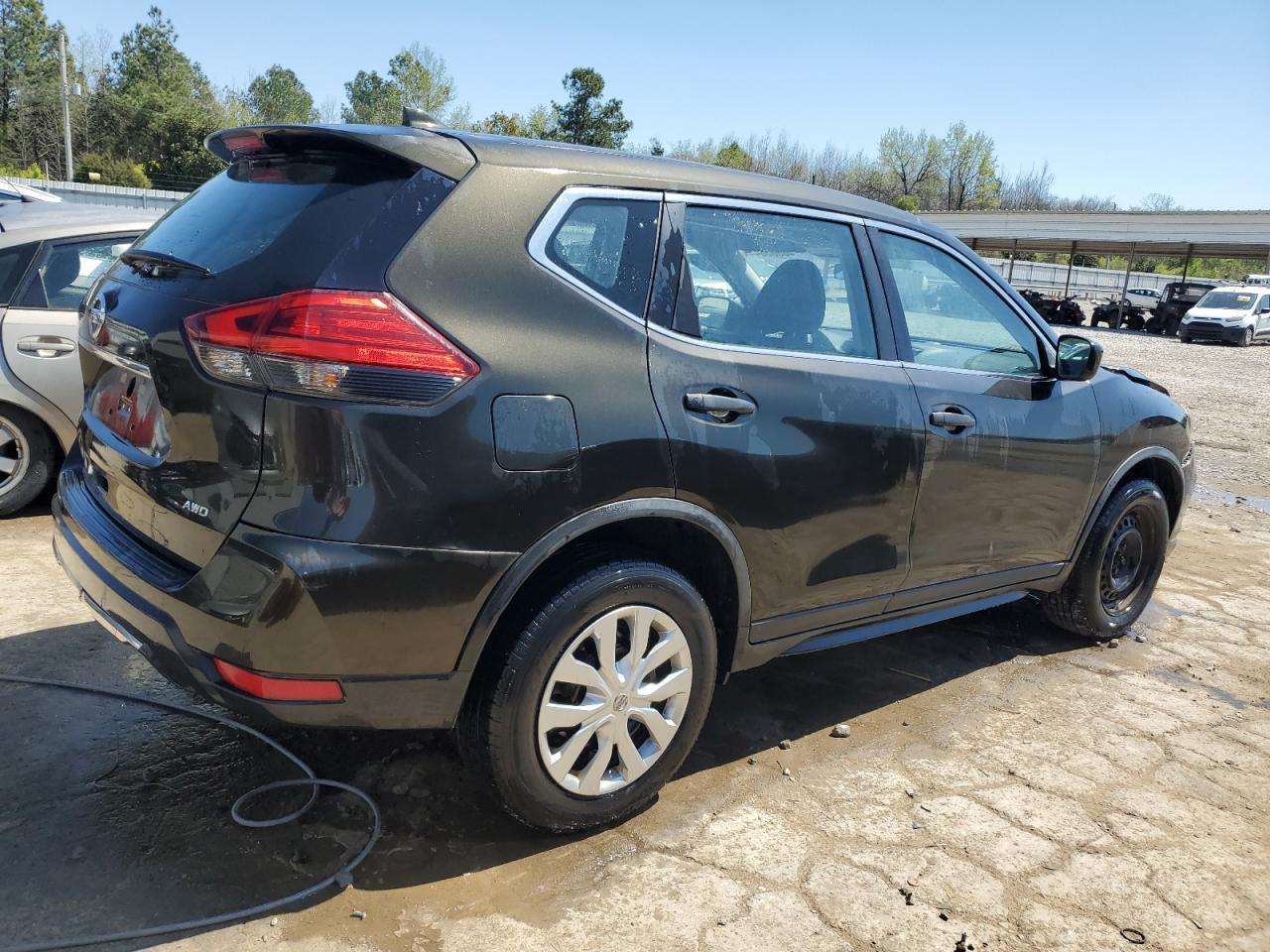 2017 NISSAN ROGUE S - Фото 3