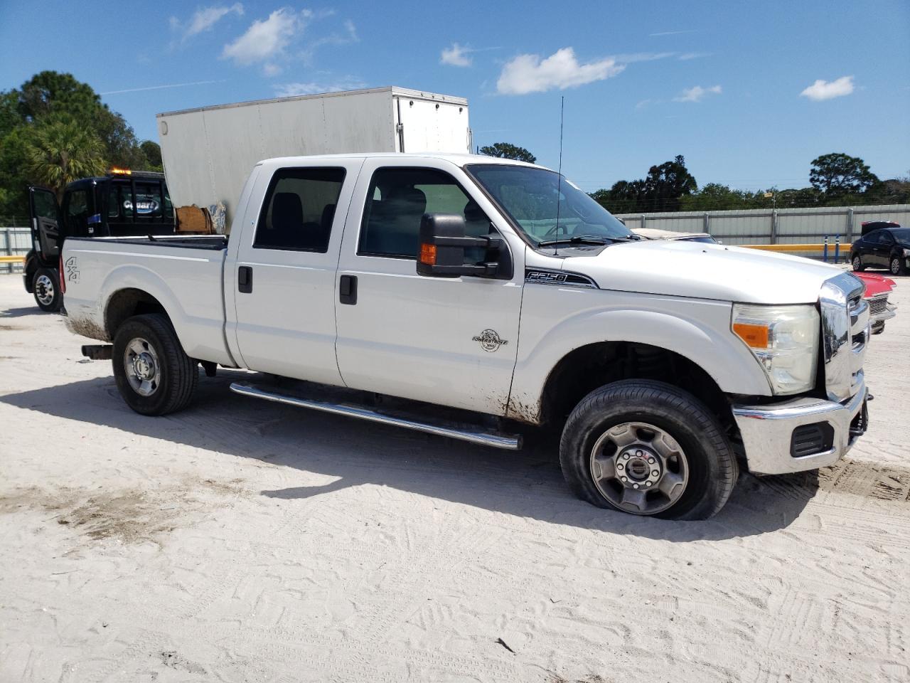 2012 FORD F250 SUPER - Фото 4