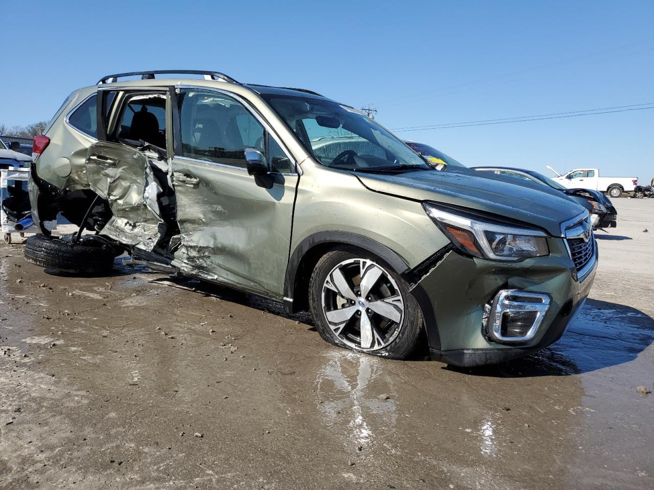 2020 SUBARU FORESTER T - Image 4
