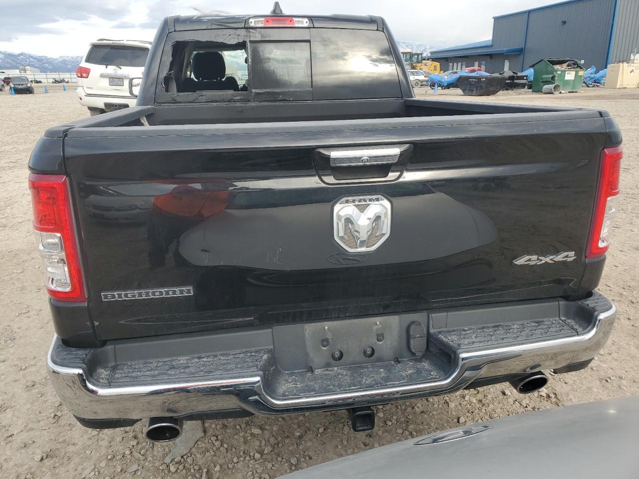 2019 RAM 1500 BIG H - Фото 6