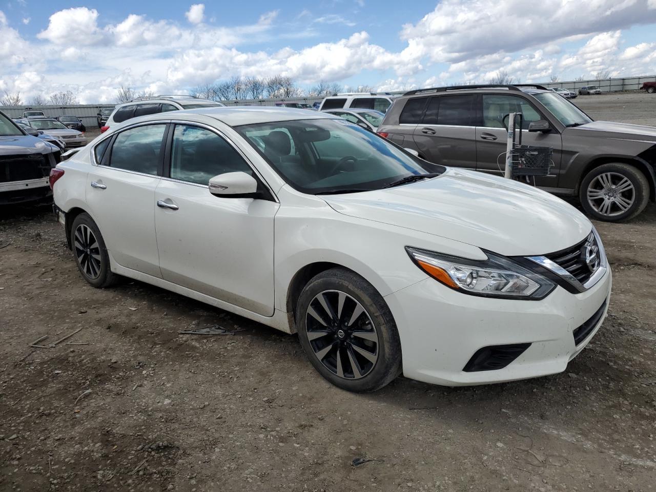 2018 NISSAN ALTIMA 2.5 - Фото 4
