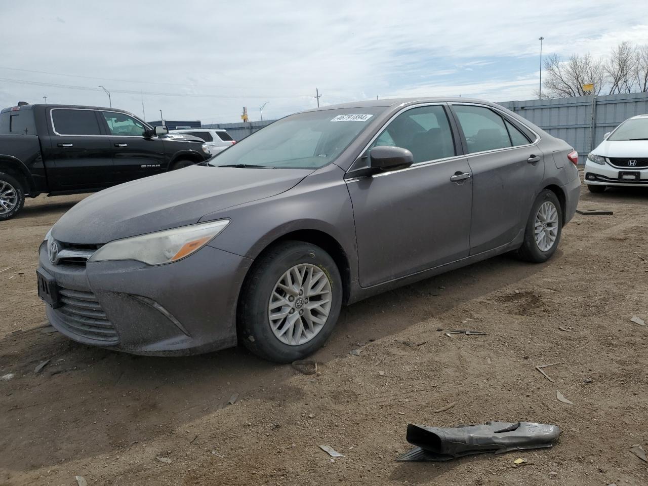 2016 TOYOTA CAMRY LE
