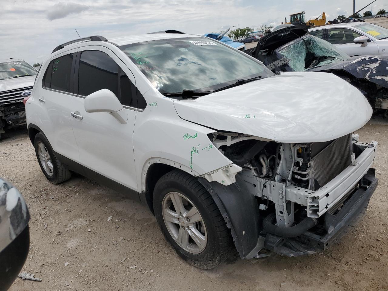 2019 CHEVROLET TRAX 1LT - Фото 4