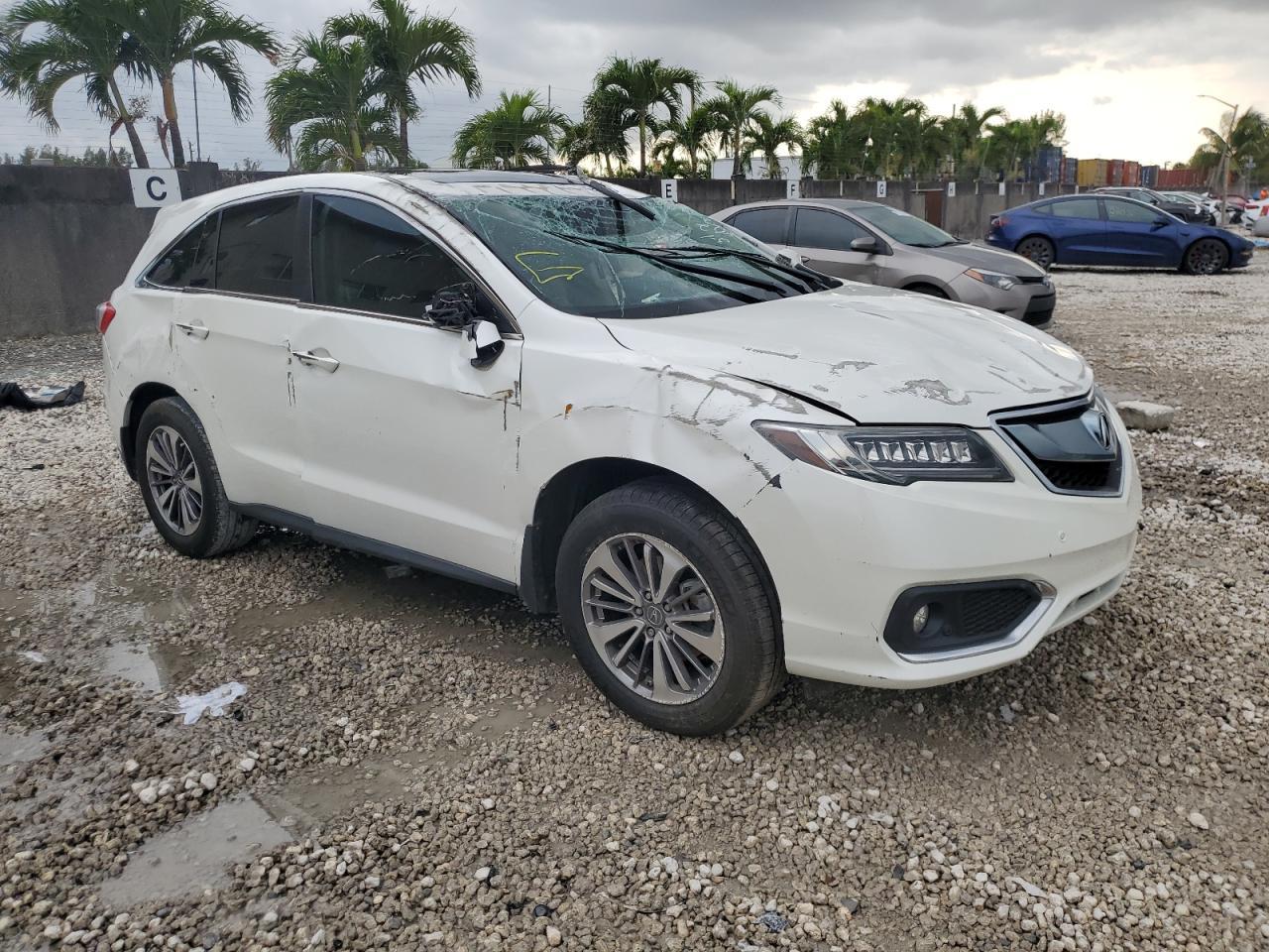 2016 ACURA RDX ADVANC - Image 4