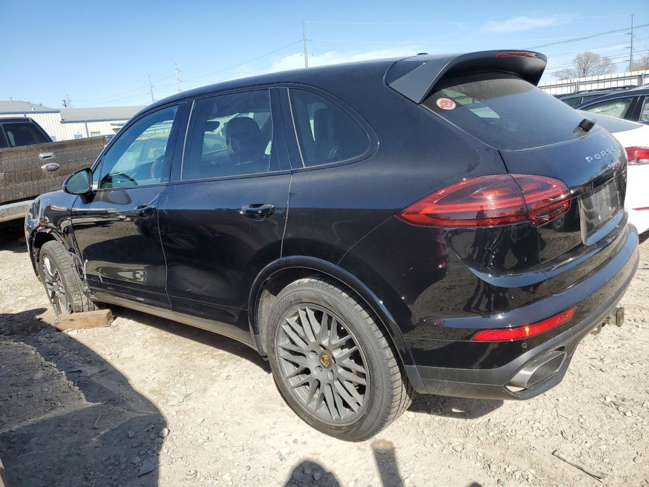 2018 PORSCHE CAYENNE - Фото 2