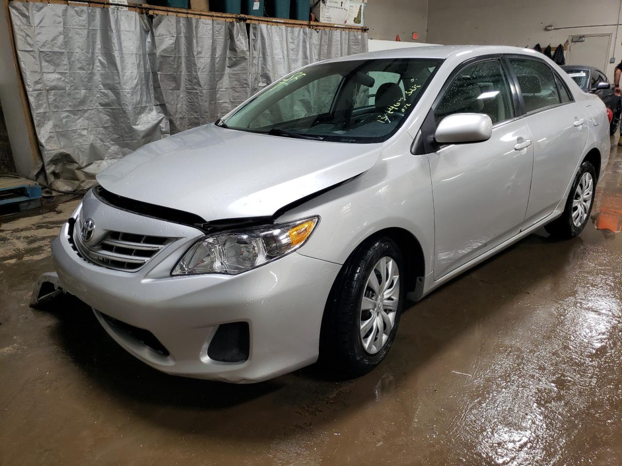 2013 TOYOTA COROLLA BA