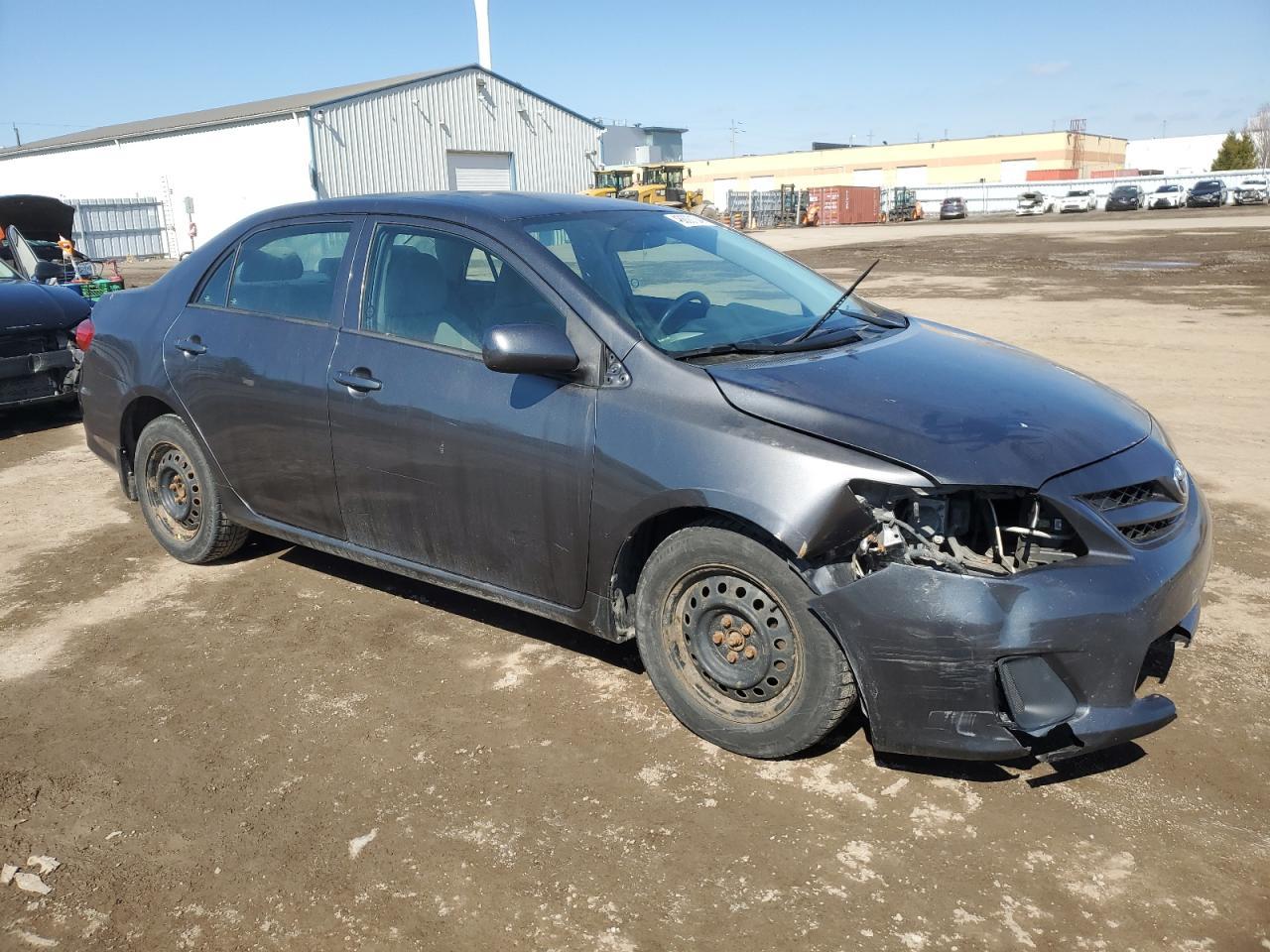 2013 TOYOTA COROLLA BA - Фото 4