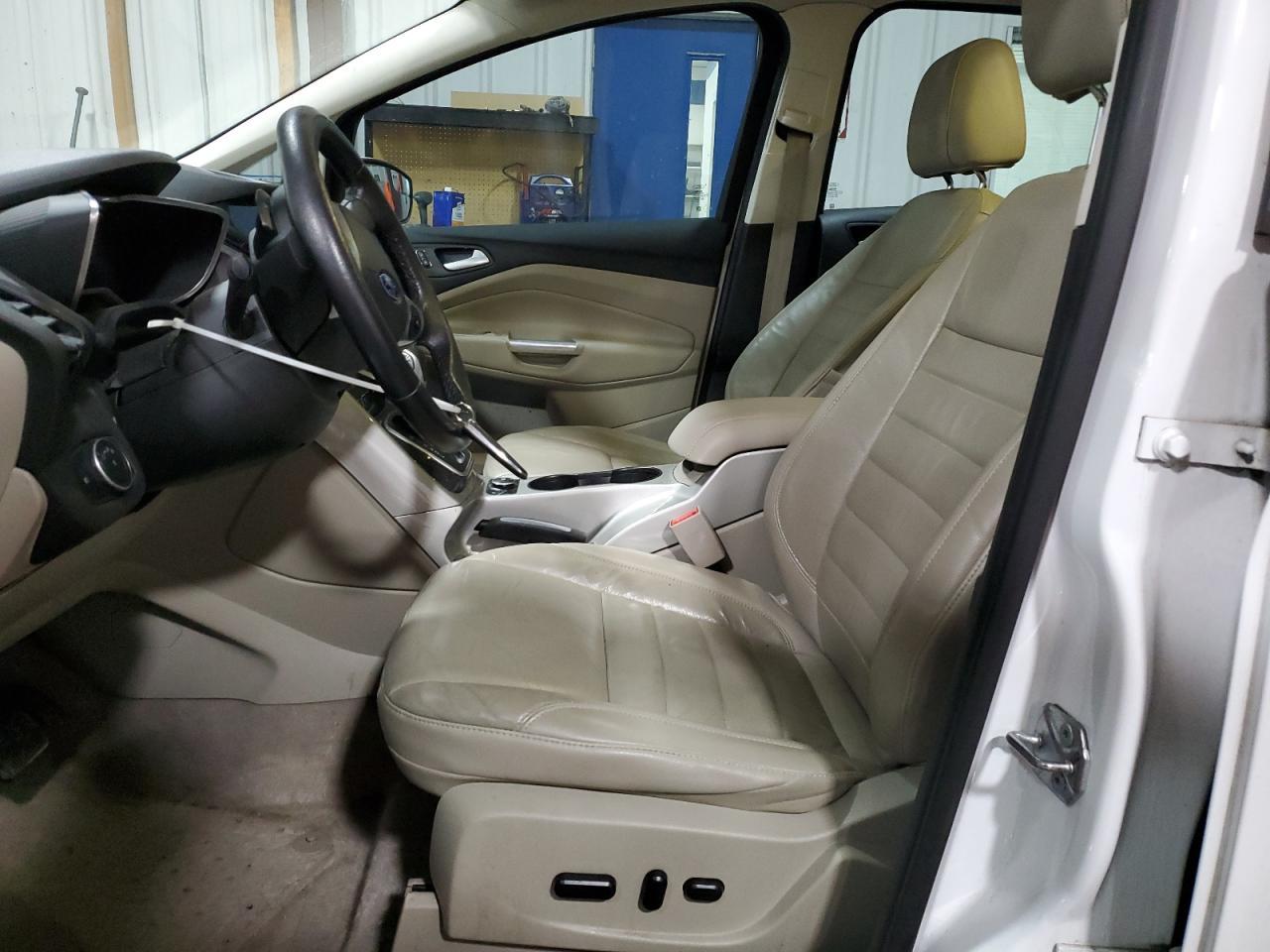 2016 FORD C-MAX PREM - Фото 7