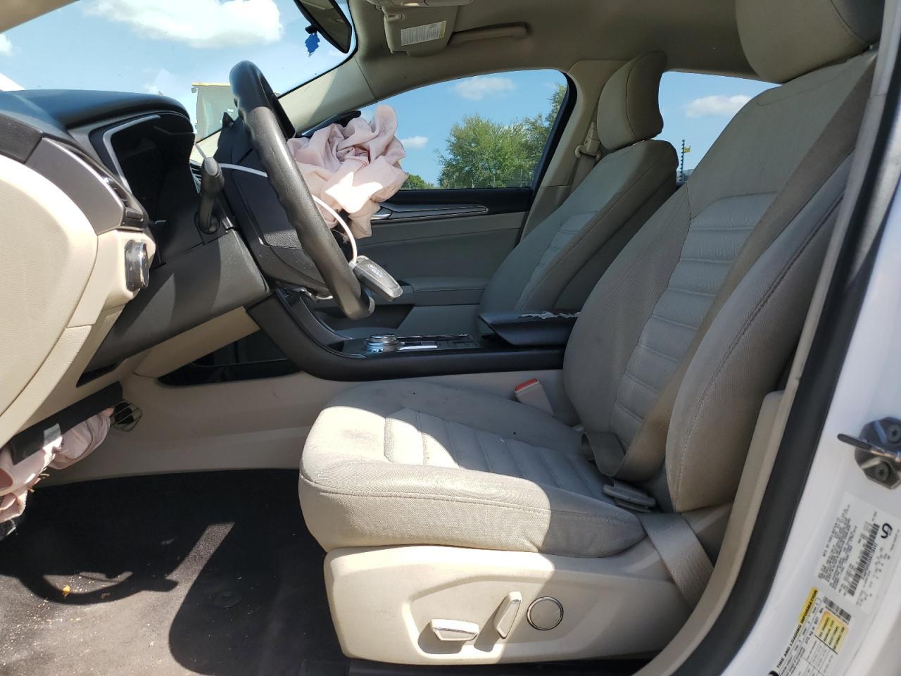 2017 FORD FUSION SE - Фото 7