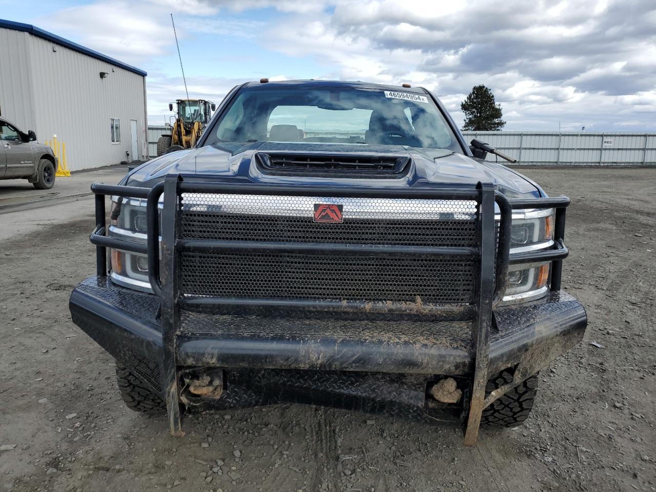 2019 CHEVROLET SILVERADO - Фото 5