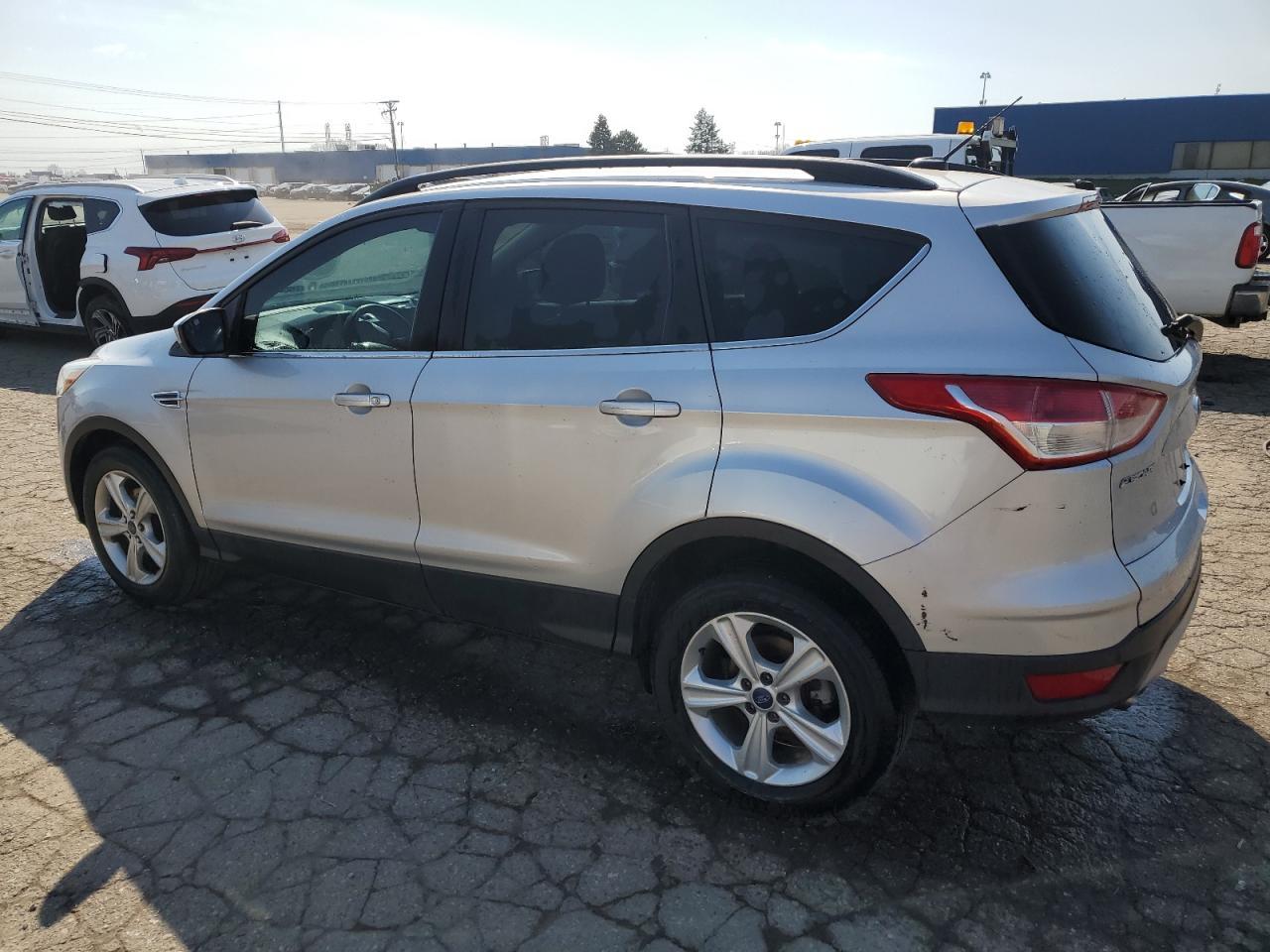 2014 FORD ESCAPE SE - Image 2