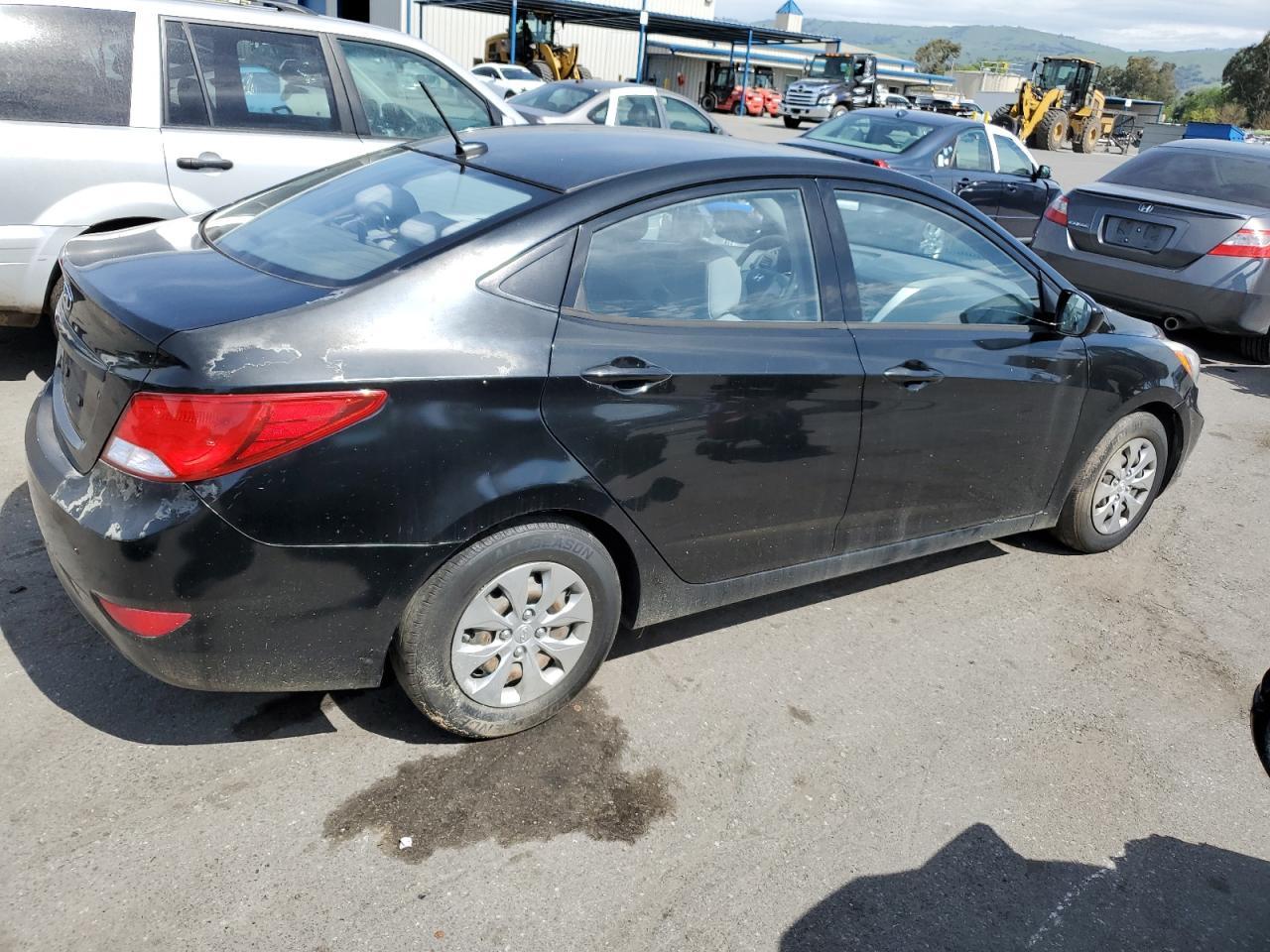 2016 HYUNDAI ACCENT SE - Image 3