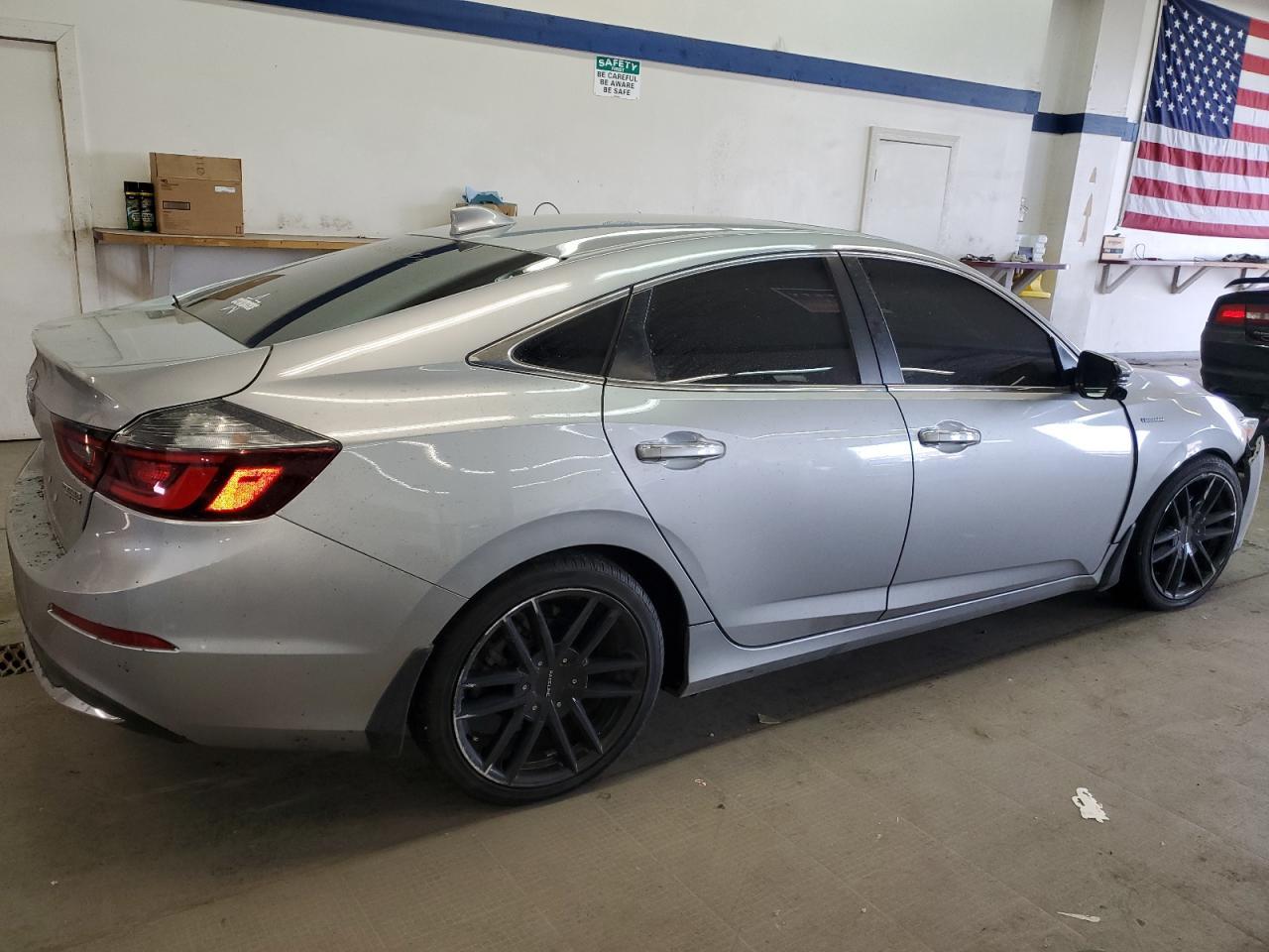 2019 HONDA INSIGHT TO - Фото 3