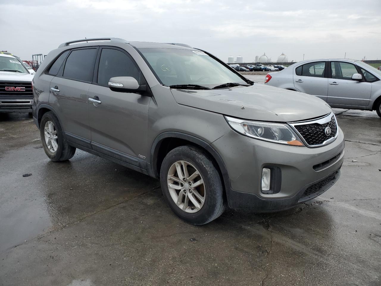 2014 KIA SORENTO LX - Image 4