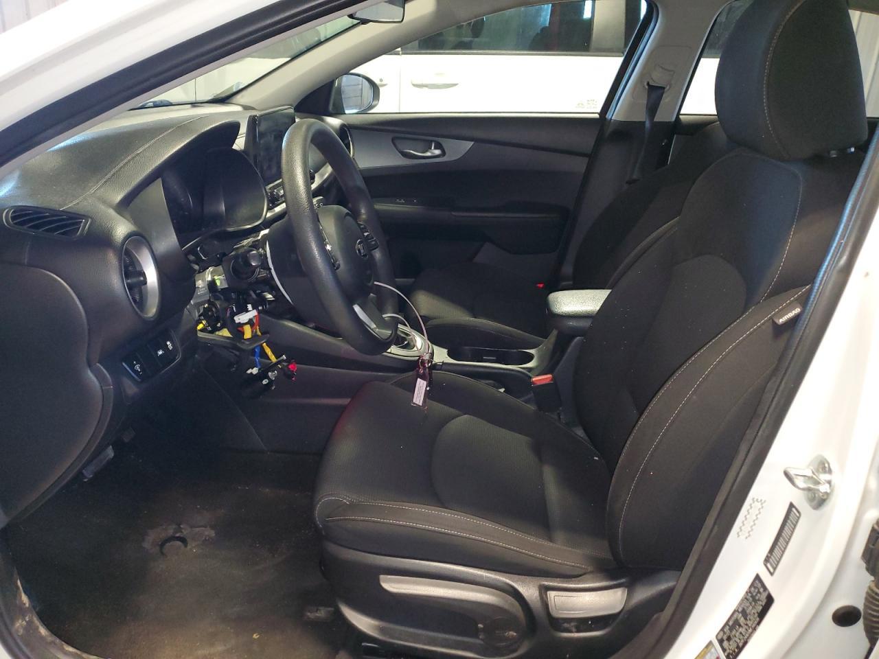 2021 KIA FORTE FE - Фото 7