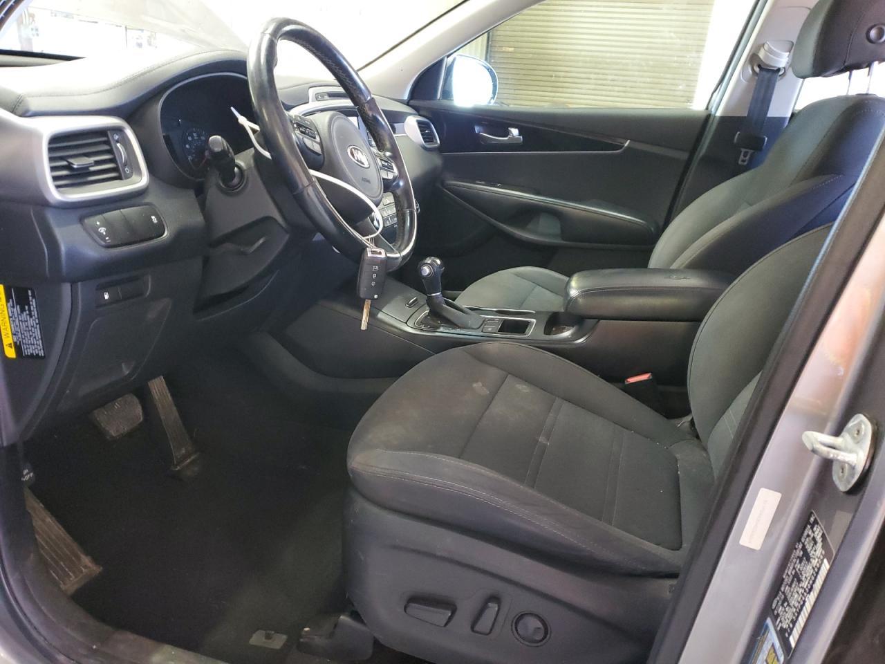 2017 KIA SORENTO LX - Фото 7