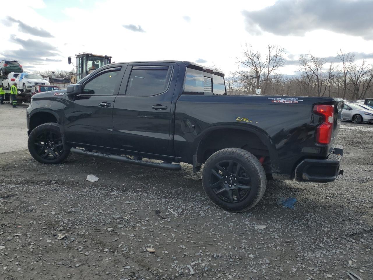 2021 CHEVROLET SILVERADO - Image 2