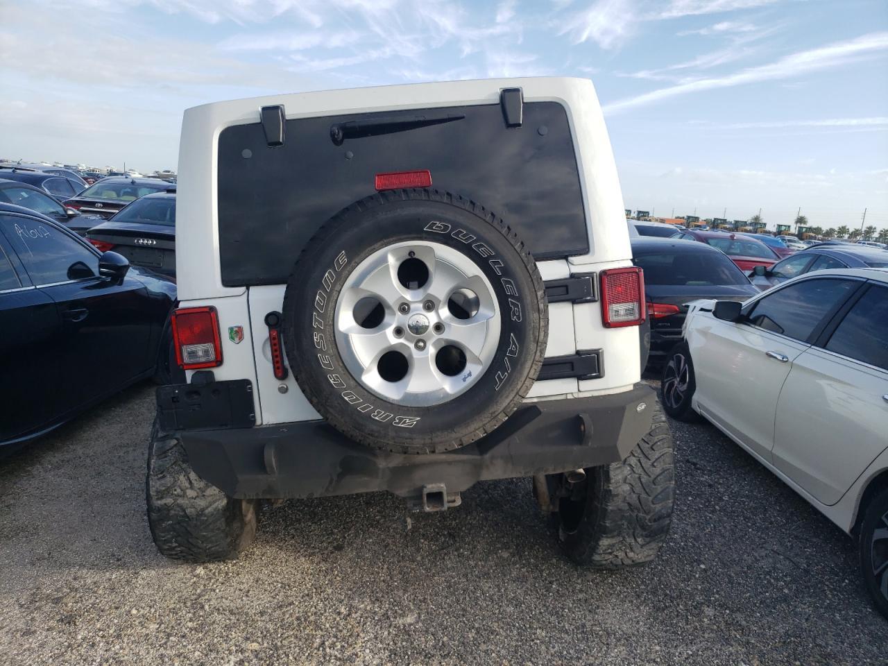 2014 JEEP WRANGLER U - Image 6