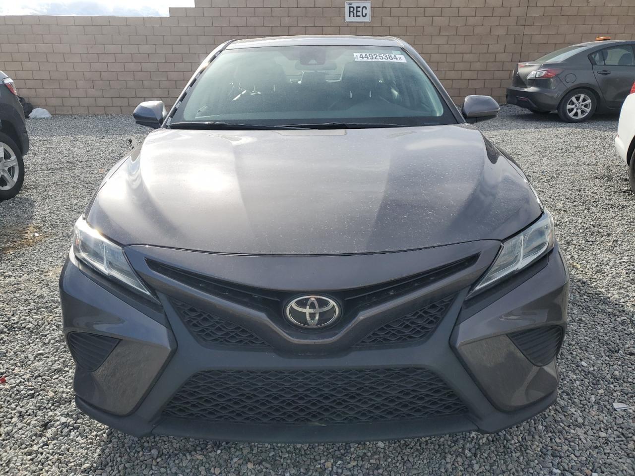 2020 TOYOTA CAMRY SE - Image 5