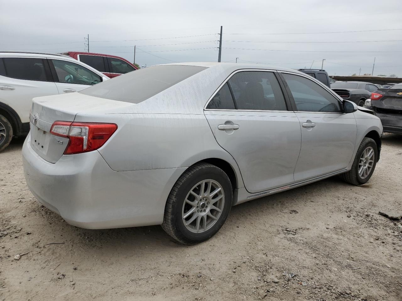2012 TOYOTA CAMRY BASE - Image 3