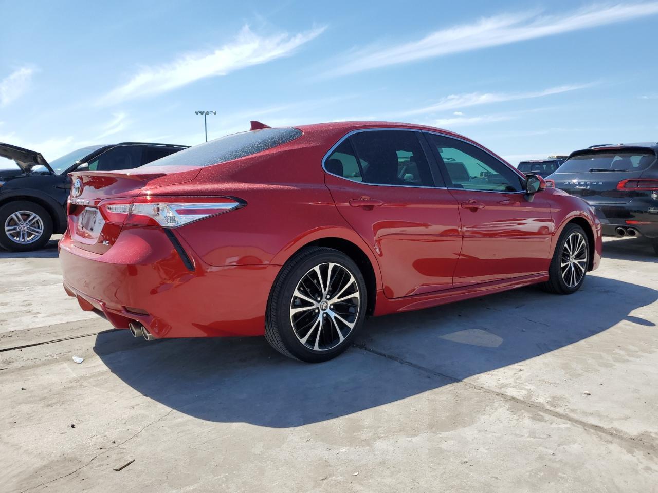 2020 TOYOTA CAMRY SE - Image 3