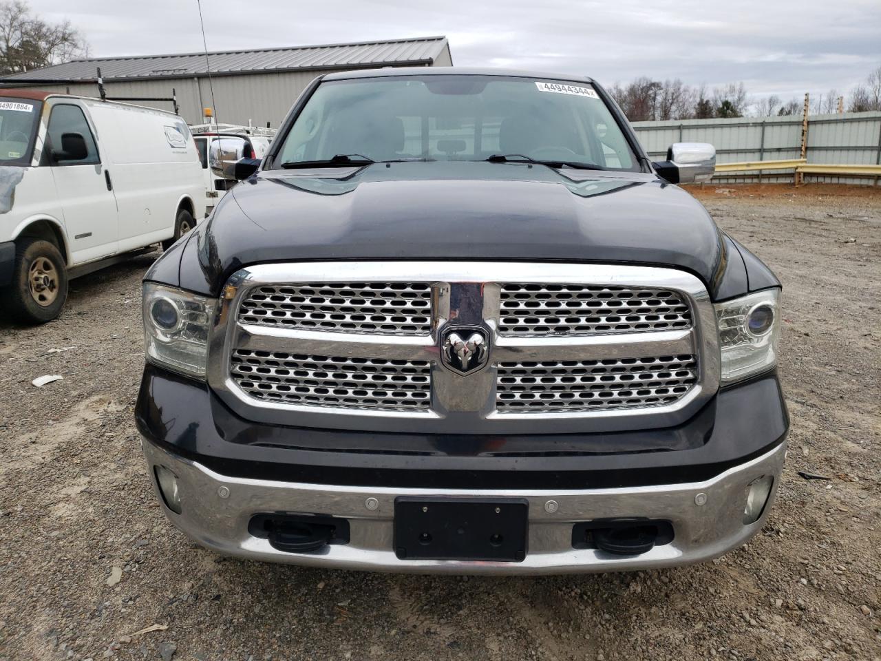 2017 RAM 1500 LARAM - Image 5