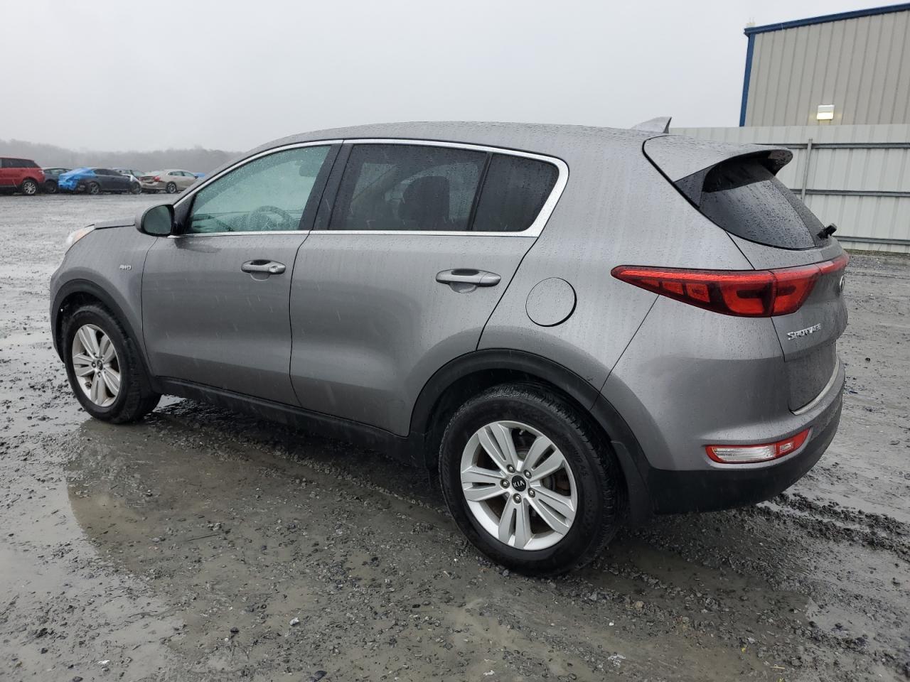 2017 KIA SPORTAGE L - Image 2