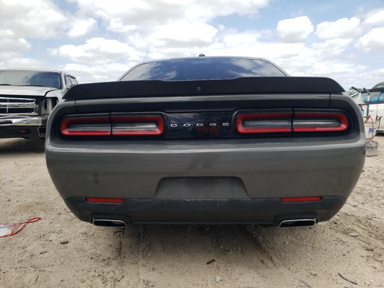 2017 DODGE CHALLENGER - Фото 6