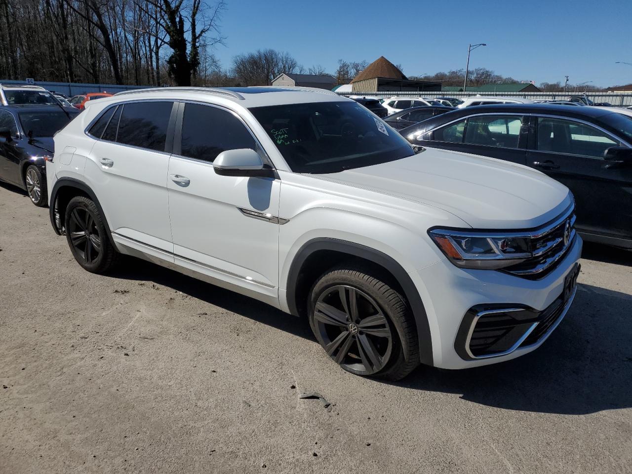 2022 VOLKSWAGEN ATLAS CROS - Фото 4