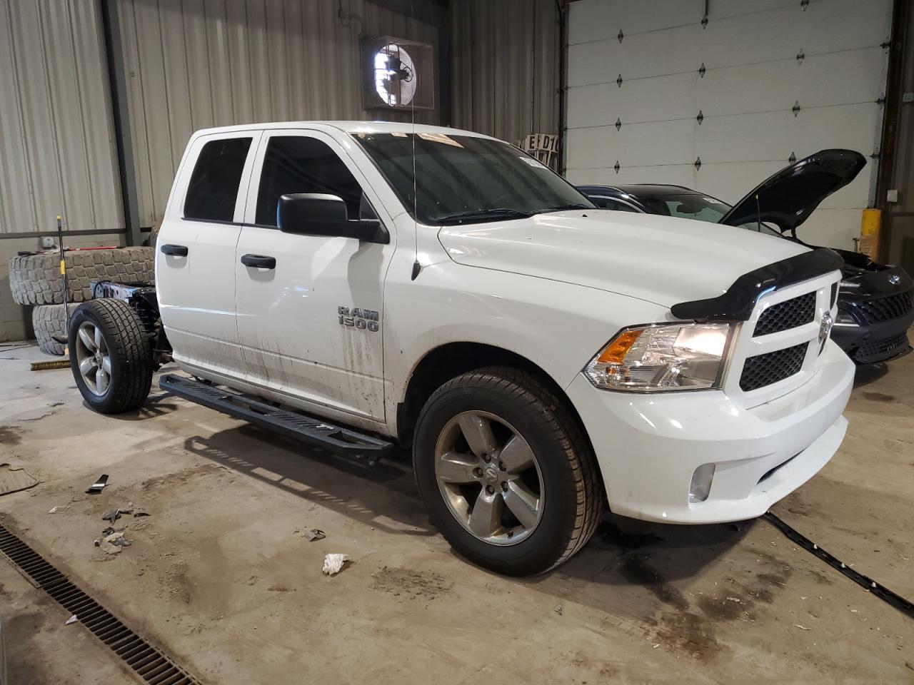 2018 RAM 1500 ST - Image 4