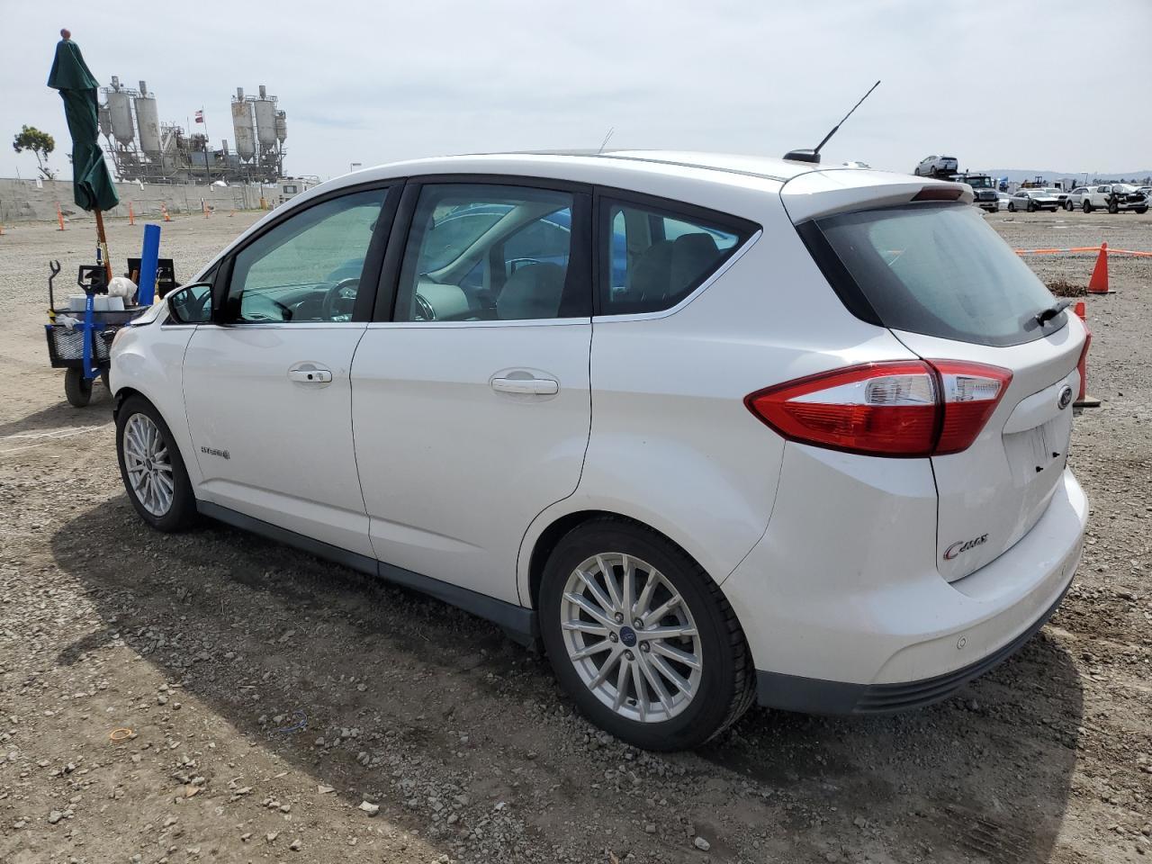 2015 FORD C-MAX SEL - Image 2