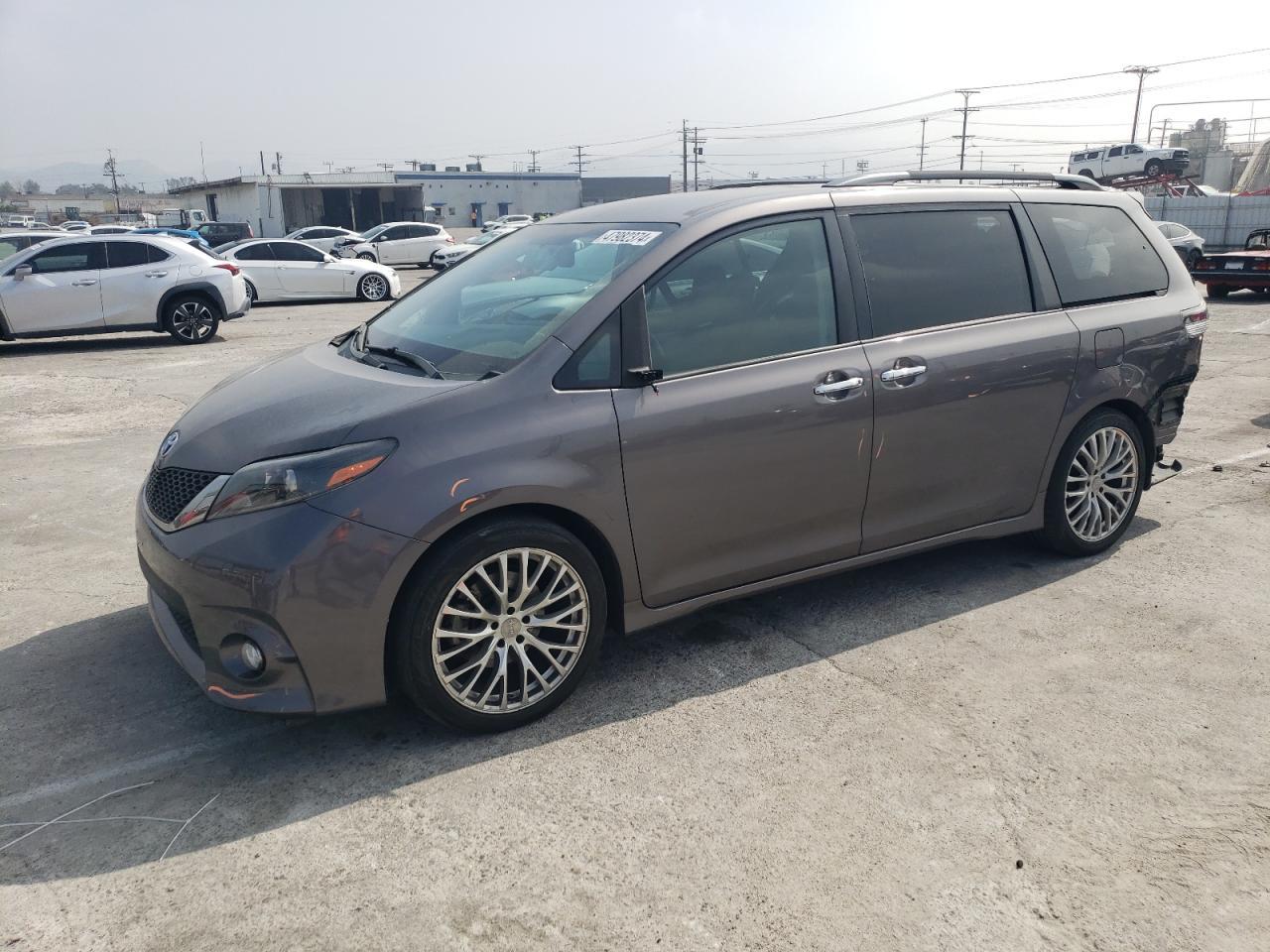 2015 TOYOTA SIENNA SPO