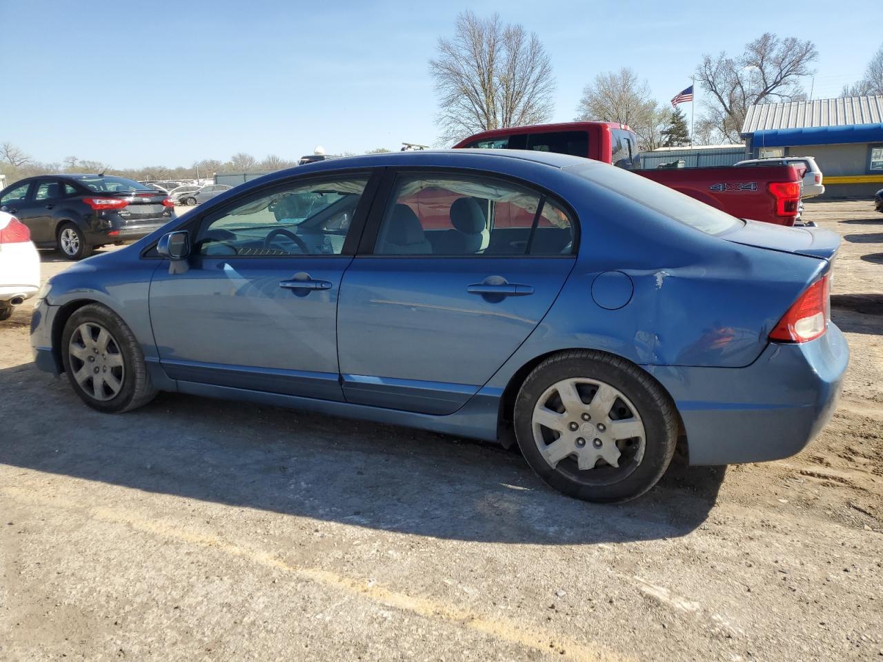2011 HONDA CIVIC LX - Image 2