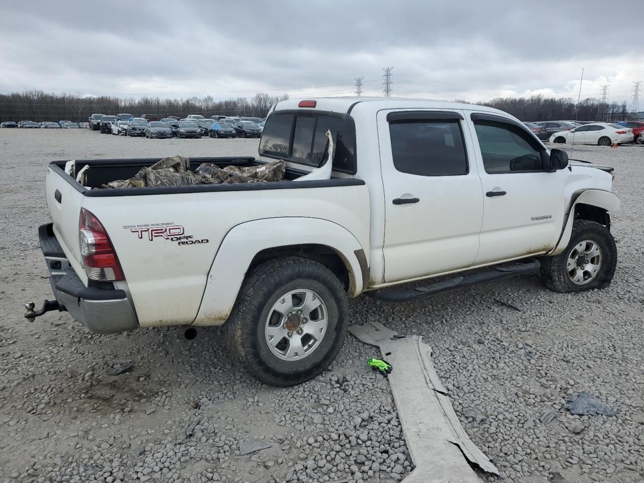 2011 TOYOTA TACOMA DOU - Фото 3