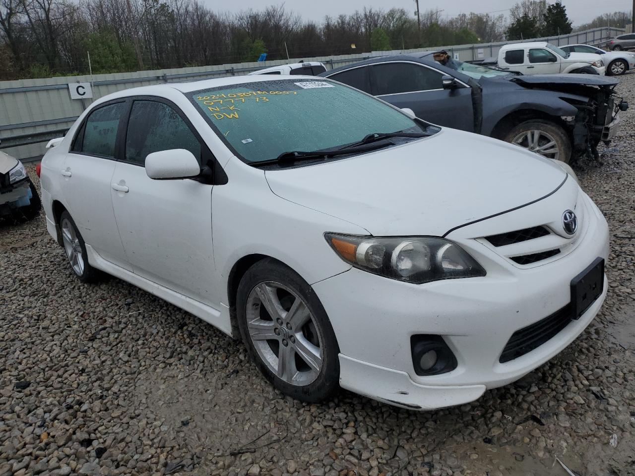 2013 TOYOTA COROLLA BA - Фото 4