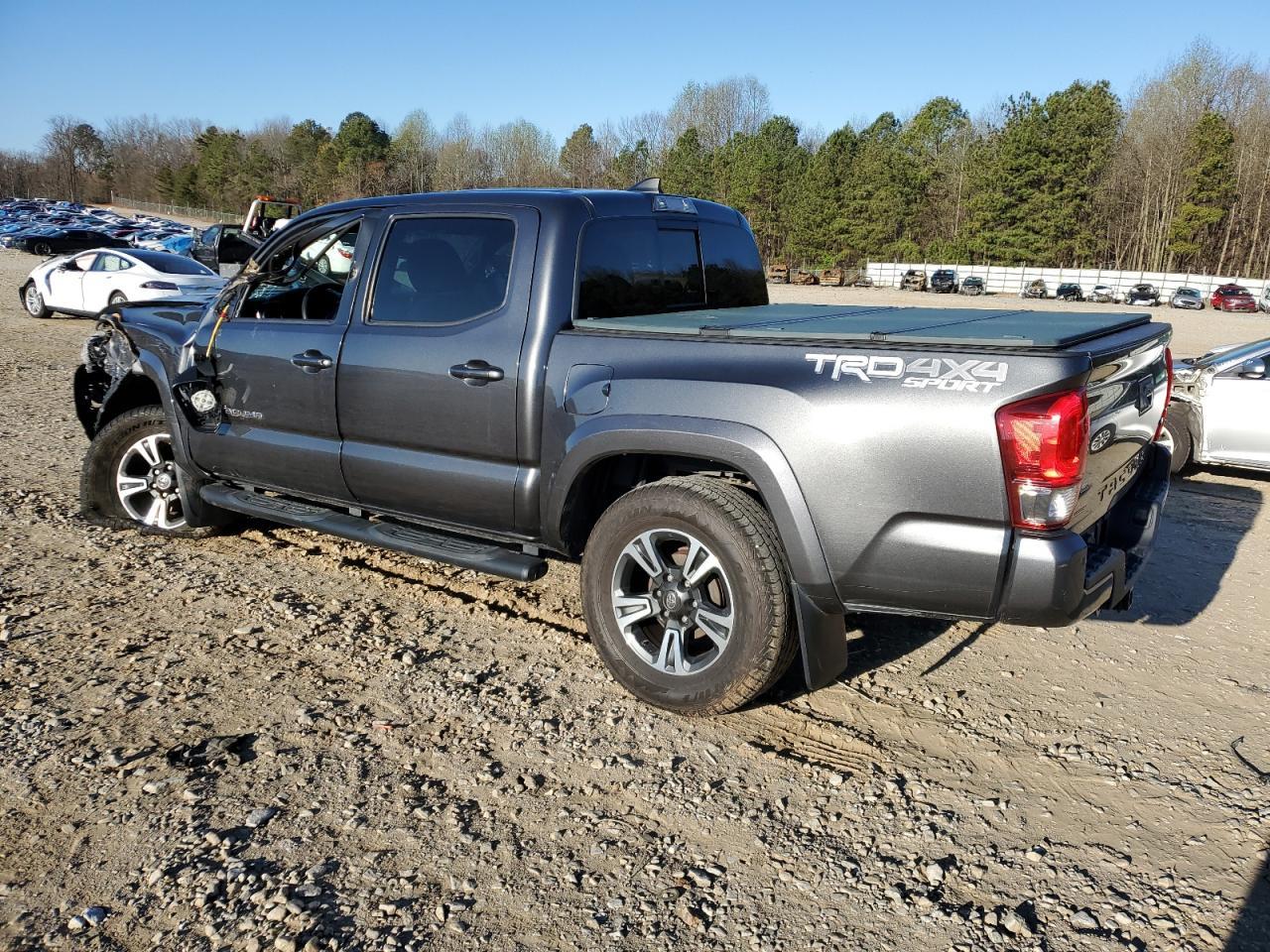2017 TOYOTA TACOMA DOU - Фото 2