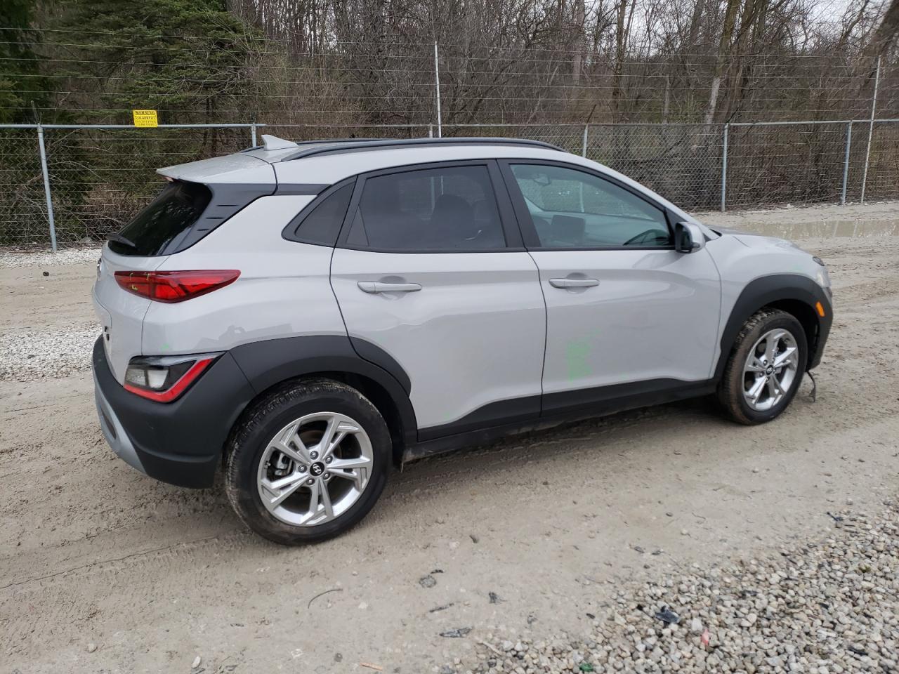 2023 HYUNDAI KONA SEL - Image 3