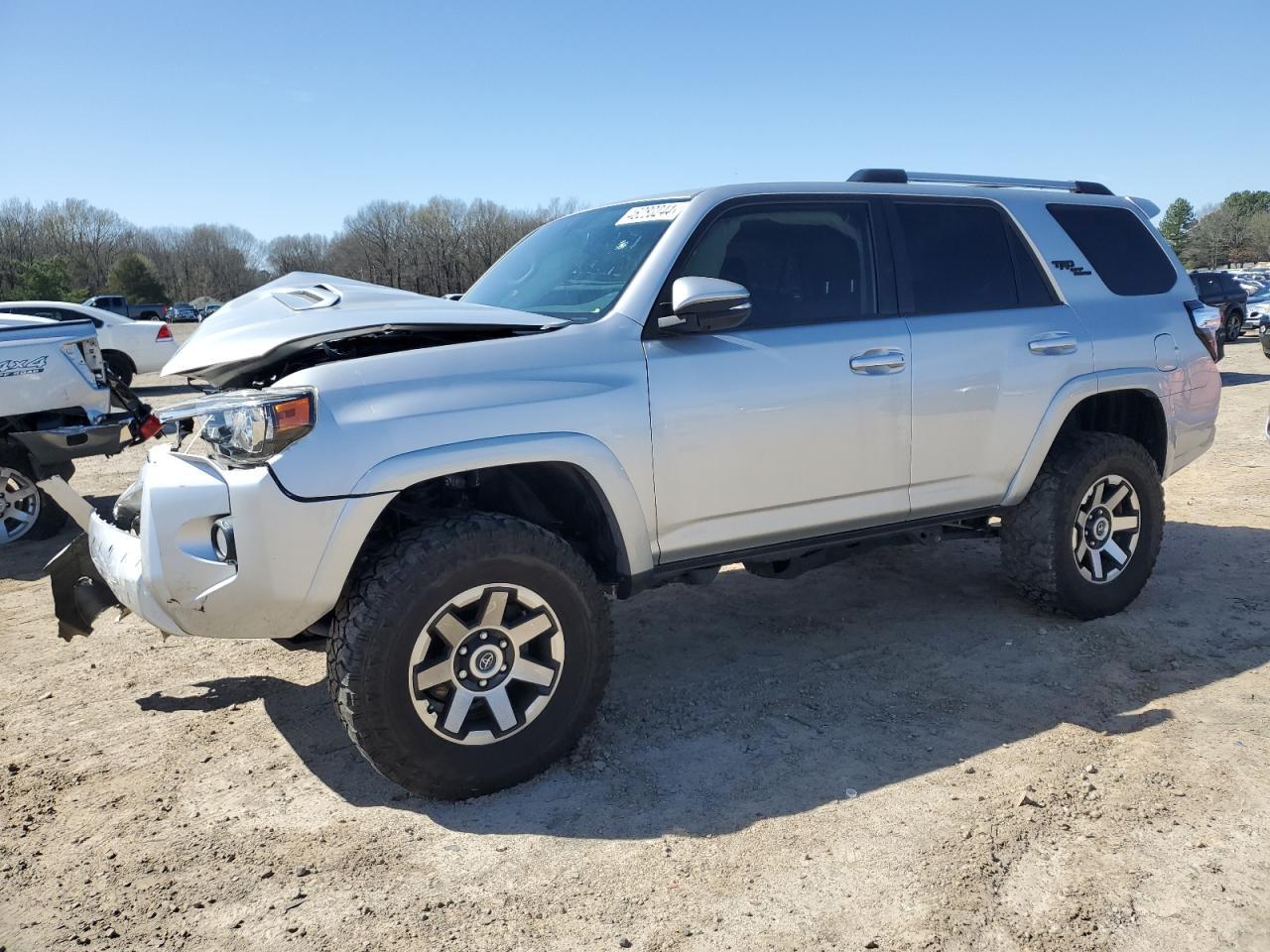 2018 TOYOTA 4RUNNER SR