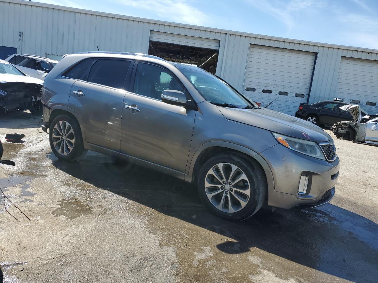 2015 KIA SORENTO SX - Image 4