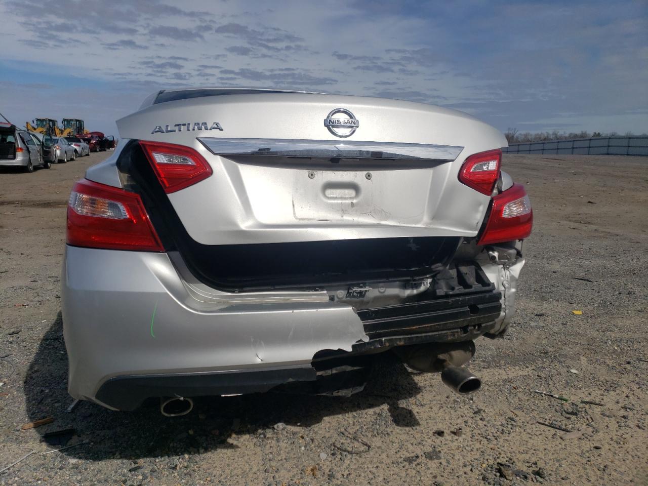 2017 NISSAN ALTIMA 2.5 - Фото 6