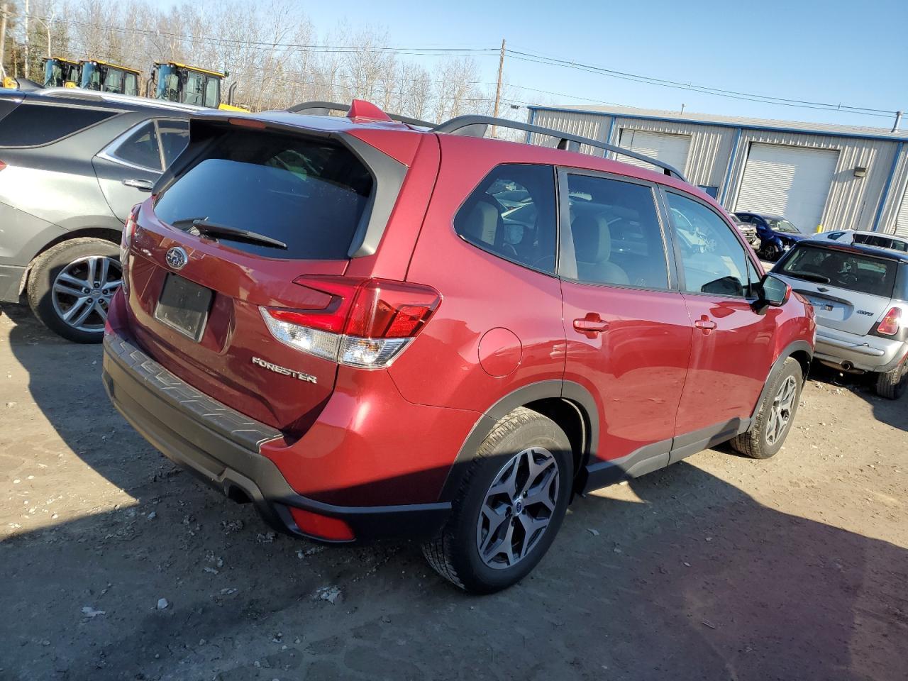 2021 SUBARU FORESTER P - Фото 3