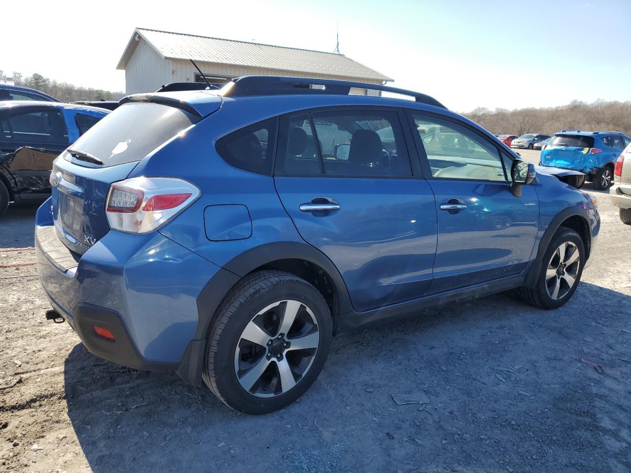 2014 SUBARU XV CROSSTR - Image 3