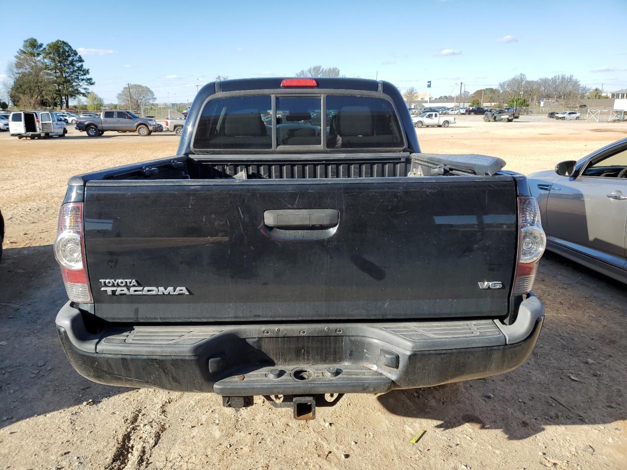 2013 TOYOTA TACOMA DOU - Фото 6