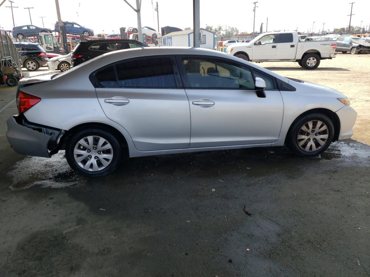 2012 HONDA CIVIC LX - Фото 3