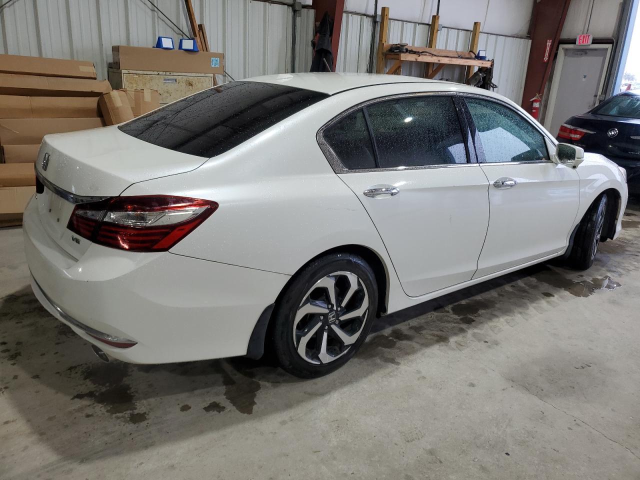 2016 HONDA ACCORD EXL - Image 3