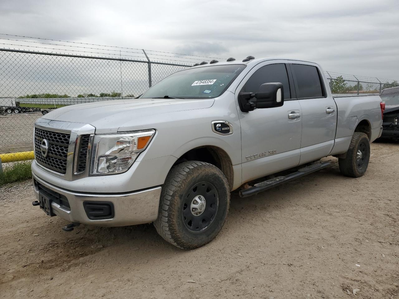 2018 NISSAN TITAN XD S car image