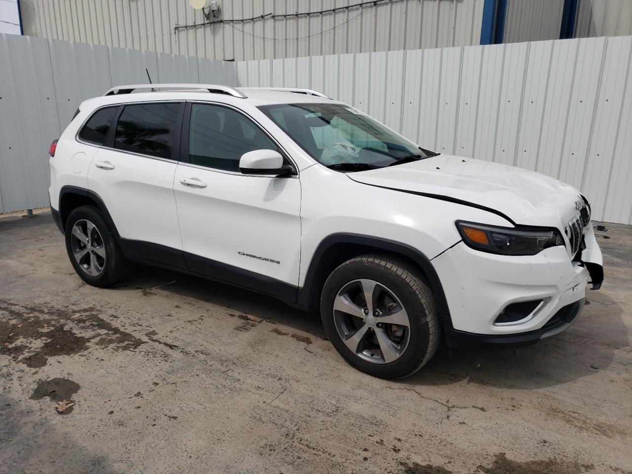 2019 JEEP CHEROKEE L - Image 4